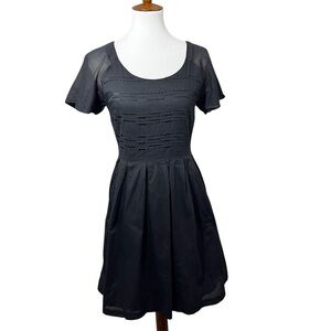 Gap Aline Style Black Cotton dress with eyelet trim bodice size 4